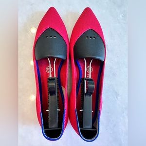 Rothy’s size 9 hot pink points.